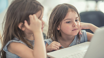 SRI researchers watched over 1000 YouTube videos for kids, and this is what they learned